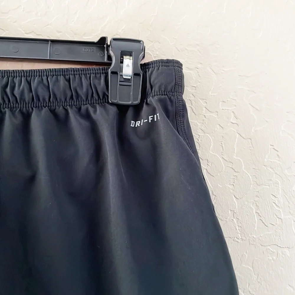 🌿Final Sale Nike Two‎ in One Just Do it Dri-Fit Shorts